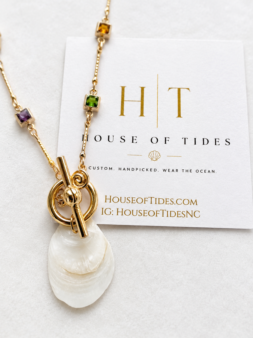 LAGOON LIGHT NECKLACE